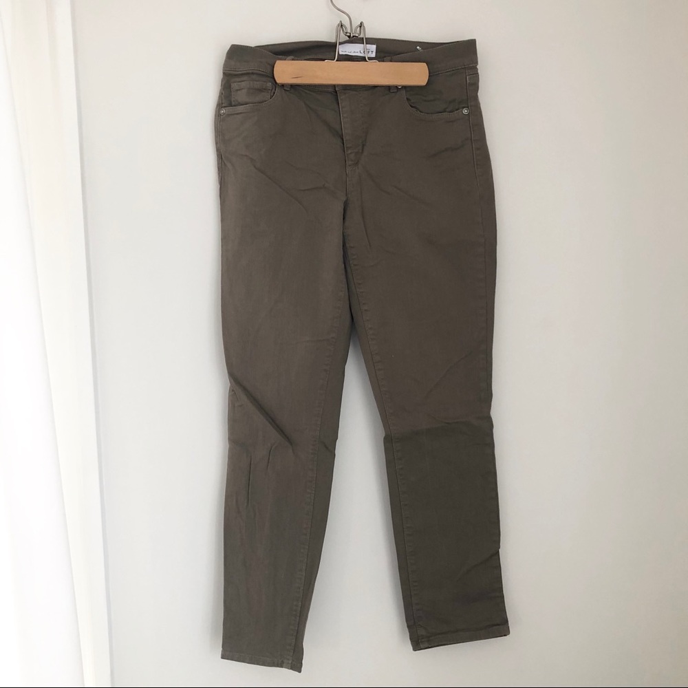 skinny crop jeans in green / size 28/6